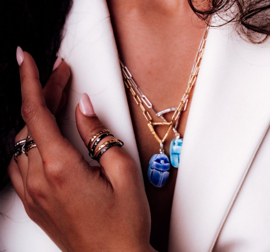 joyas artesanales sostenibles y únicas